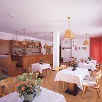 Hotel Pineta Relax Location Canazei