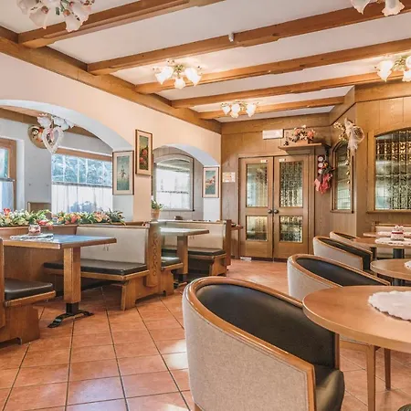 Pineta Relax Location 酒店