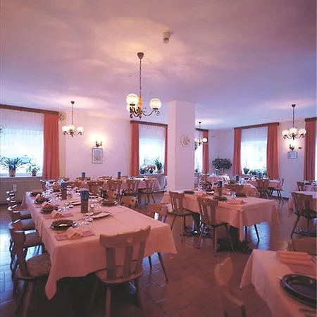 Pineta Relax Location فندق 3*
