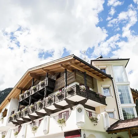 Hotel Pineta Relax Location