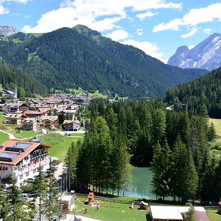 Pineta Relax Location Hotell Canazei