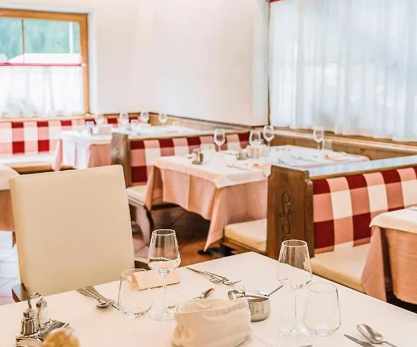 Pineta Relax Location ホテル 3*