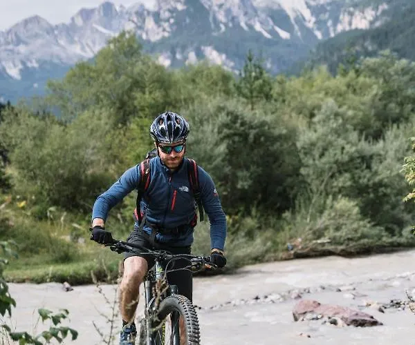 Pineta Relax Location ホテル