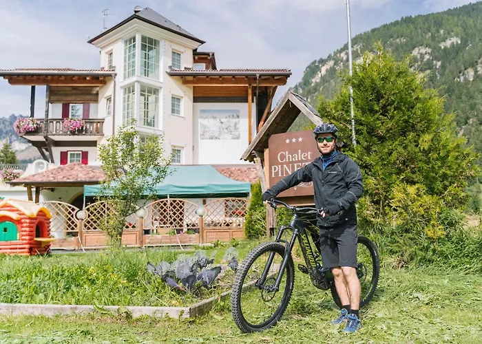 ホテル Pineta Relax Location カナツェーイ